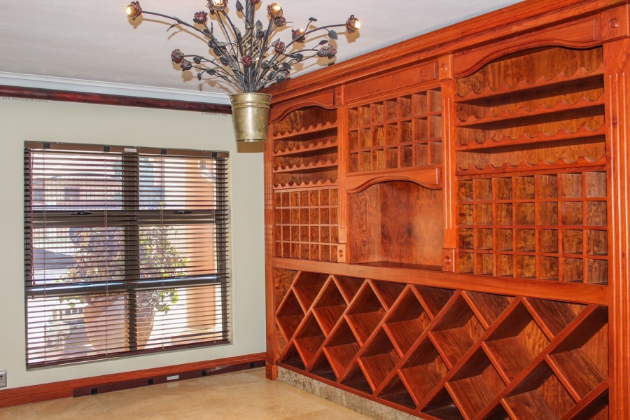 12 Bedroom Property for Sale in Aerorand Mpumalanga