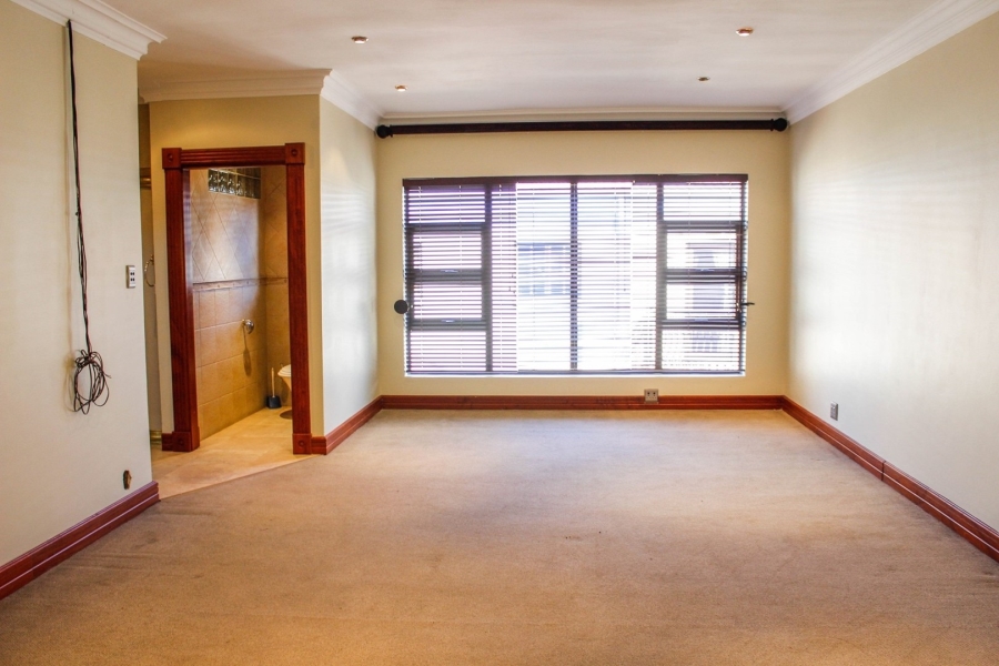 12 Bedroom Property for Sale in Aerorand Mpumalanga