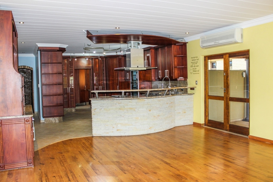 12 Bedroom Property for Sale in Aerorand Mpumalanga