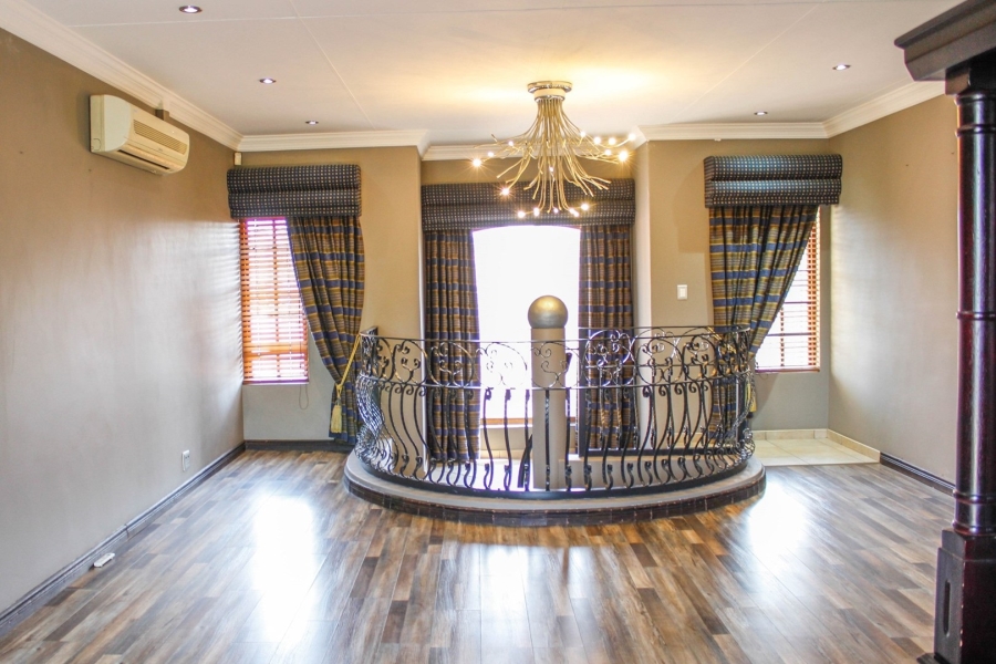 12 Bedroom Property for Sale in Aerorand Mpumalanga