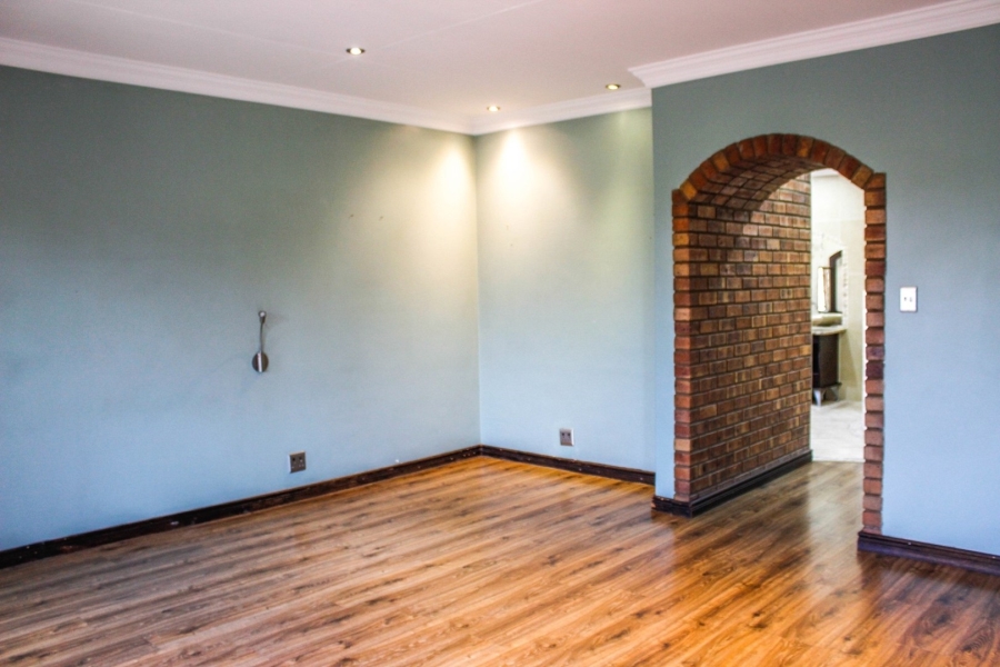 12 Bedroom Property for Sale in Aerorand Mpumalanga