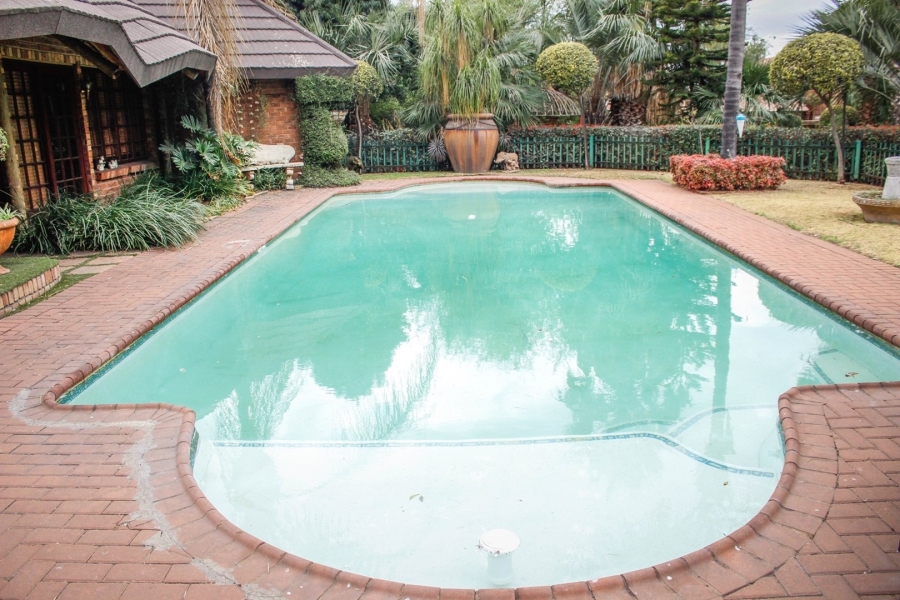 12 Bedroom Property for Sale in Aerorand Mpumalanga