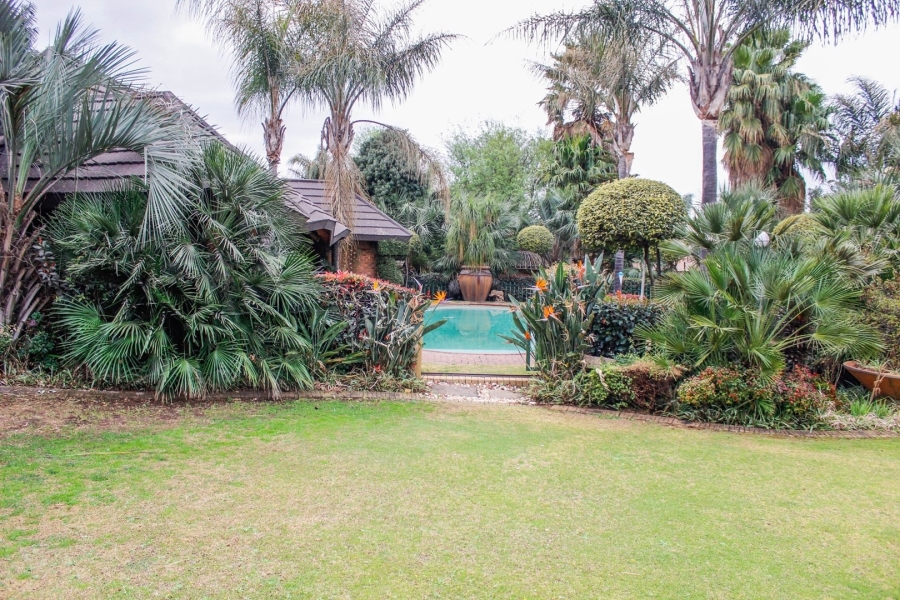 12 Bedroom Property for Sale in Aerorand Mpumalanga