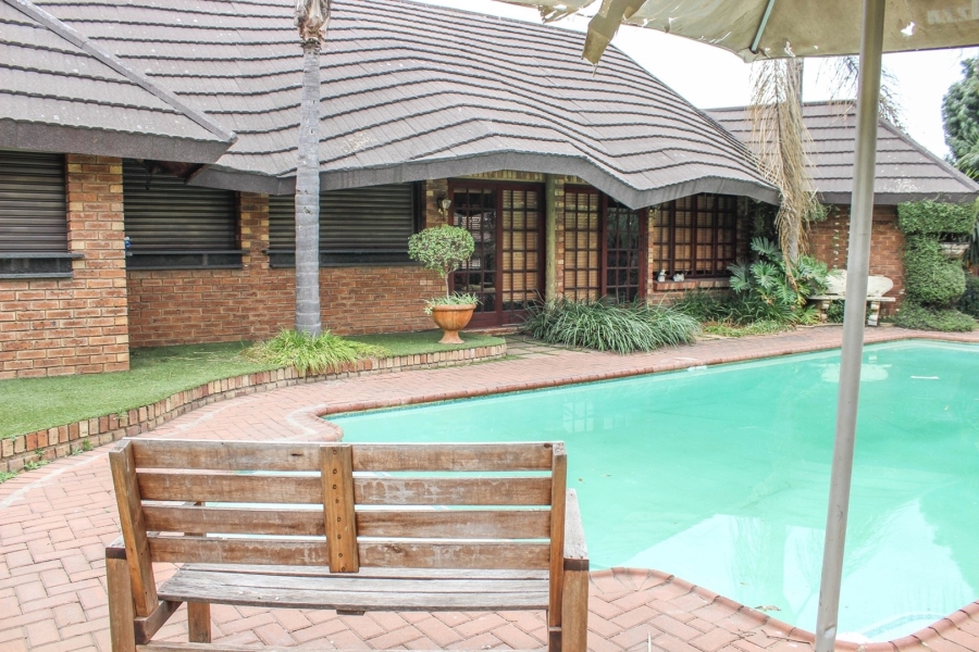 12 Bedroom Property for Sale in Aerorand Mpumalanga