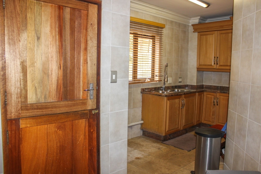 12 Bedroom Property for Sale in Aerorand Mpumalanga