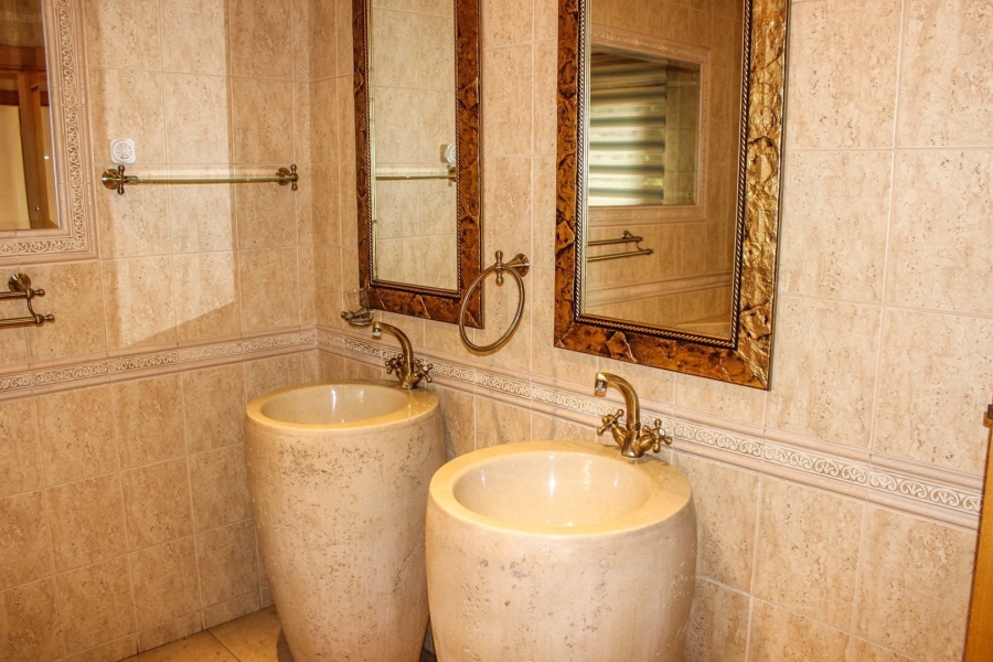 12 Bedroom Property for Sale in Aerorand Mpumalanga
