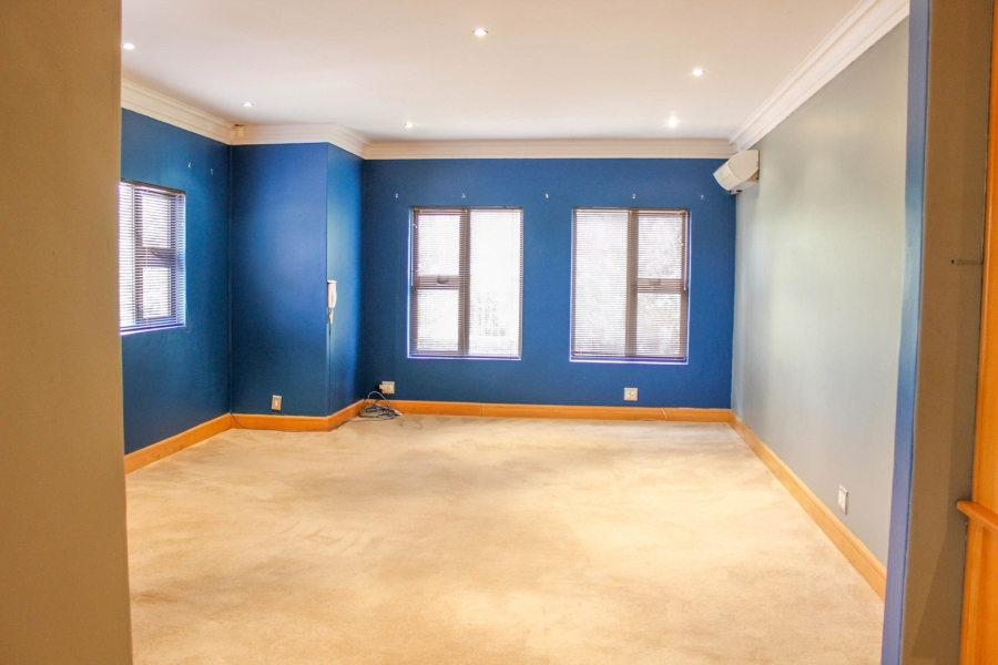 12 Bedroom Property for Sale in Aerorand Mpumalanga