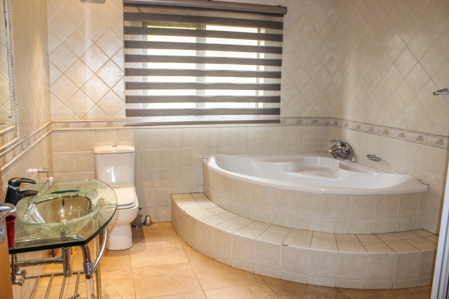 12 Bedroom Property for Sale in Aerorand Mpumalanga