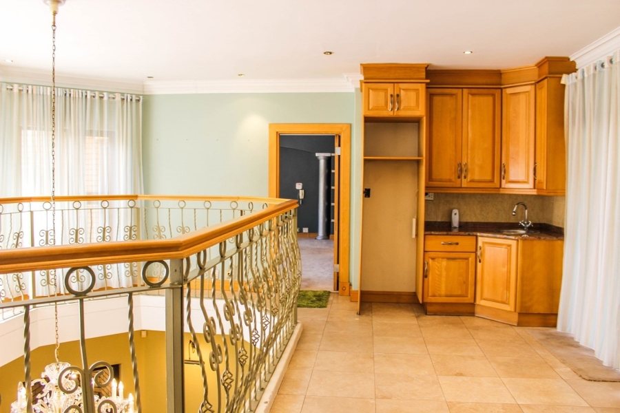 12 Bedroom Property for Sale in Aerorand Mpumalanga