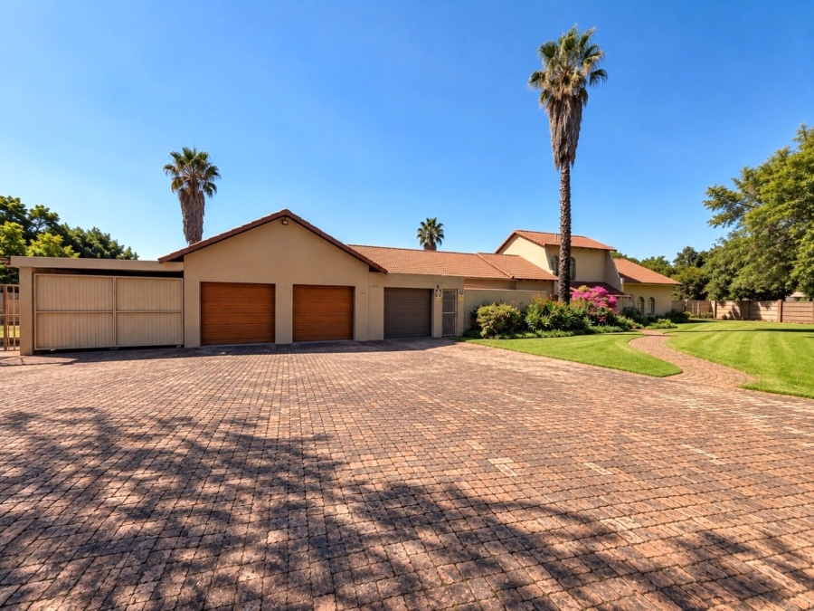 4 Bedroom Property for Sale in Clubville Mpumalanga