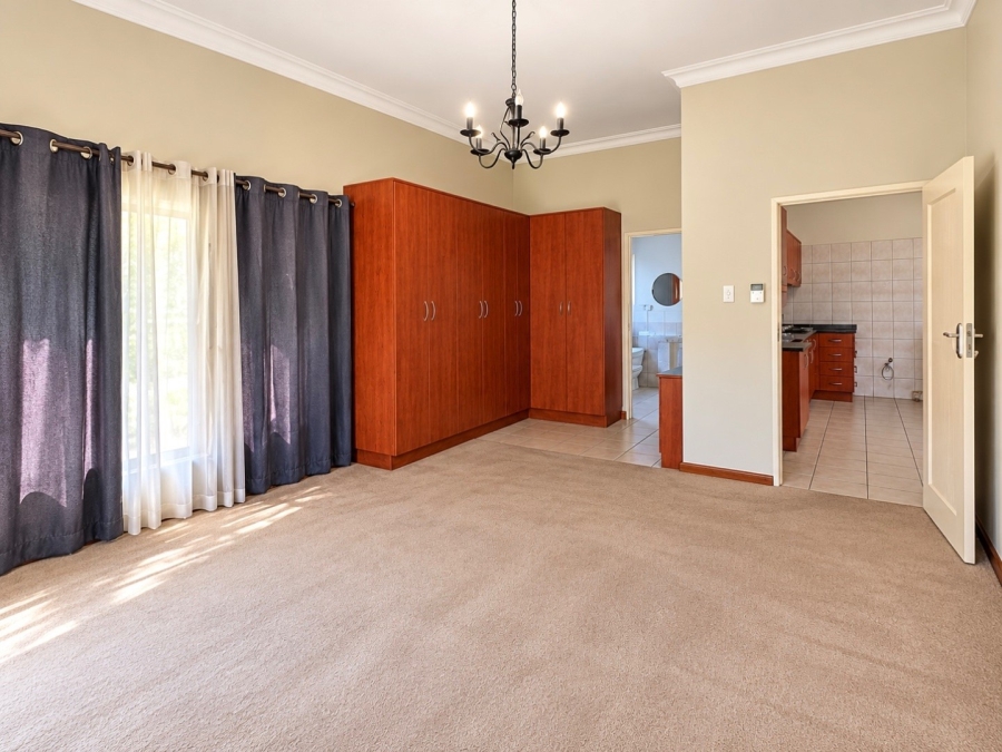 4 Bedroom Property for Sale in Clubville Mpumalanga