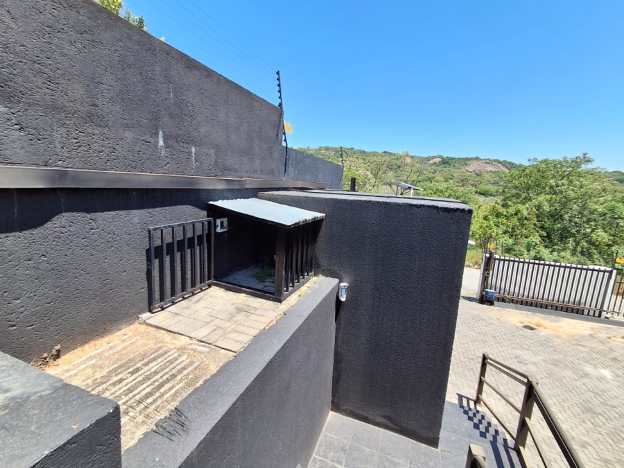 3 Bedroom Property for Sale in Stonehenge Mpumalanga