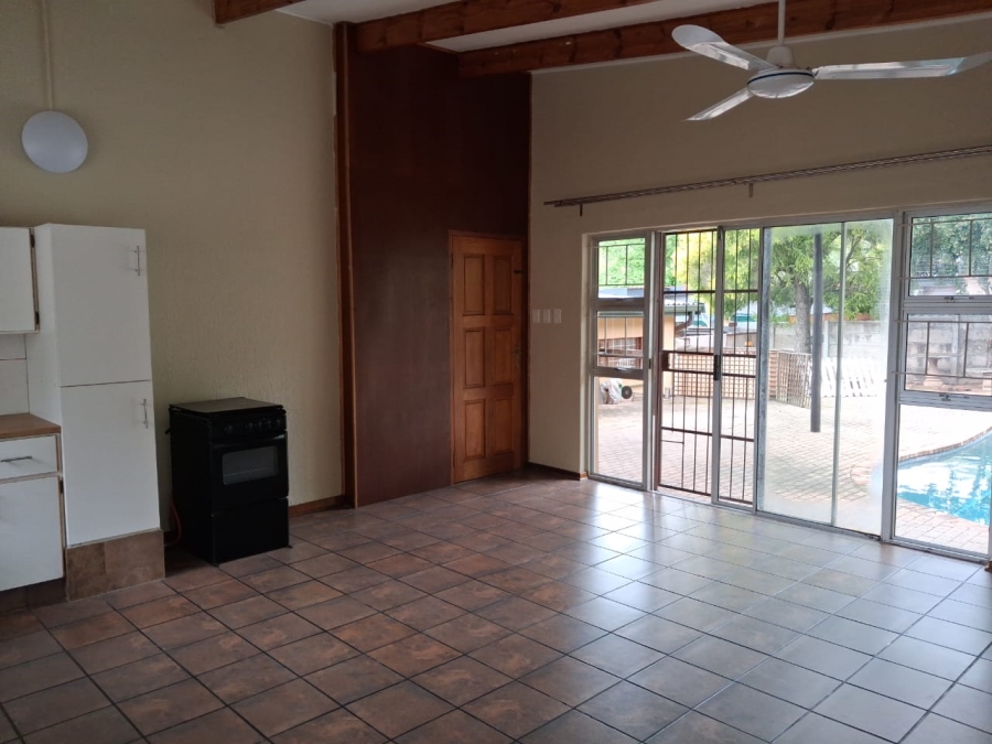 6 Bedroom Property for Sale in Nelspruit Mpumalanga