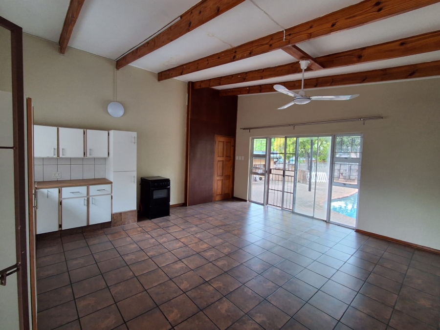 6 Bedroom Property for Sale in Nelspruit Mpumalanga