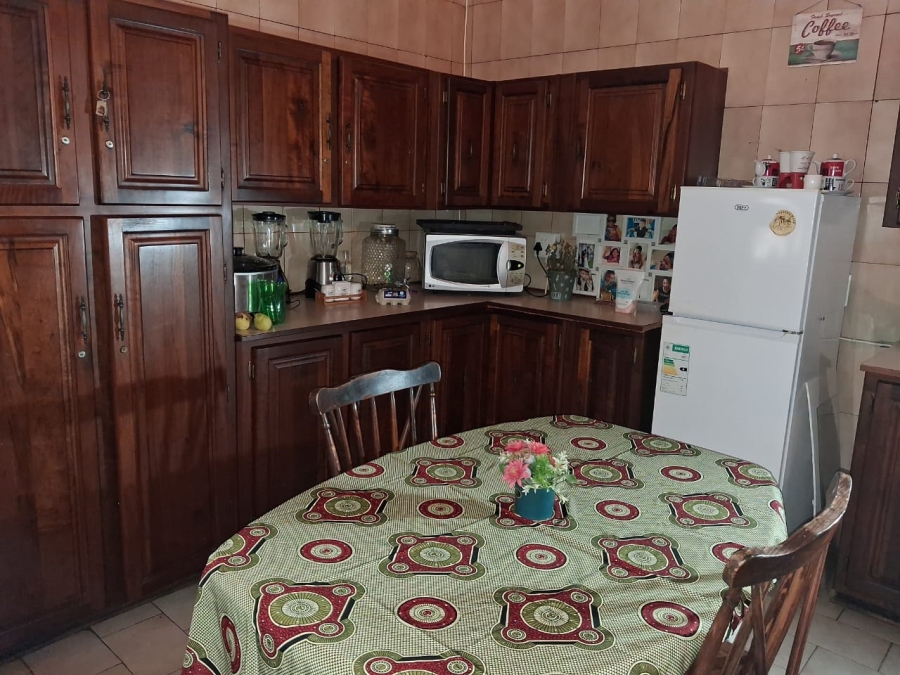 6 Bedroom Property for Sale in Nelspruit Mpumalanga
