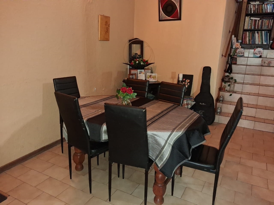 6 Bedroom Property for Sale in Nelspruit Mpumalanga