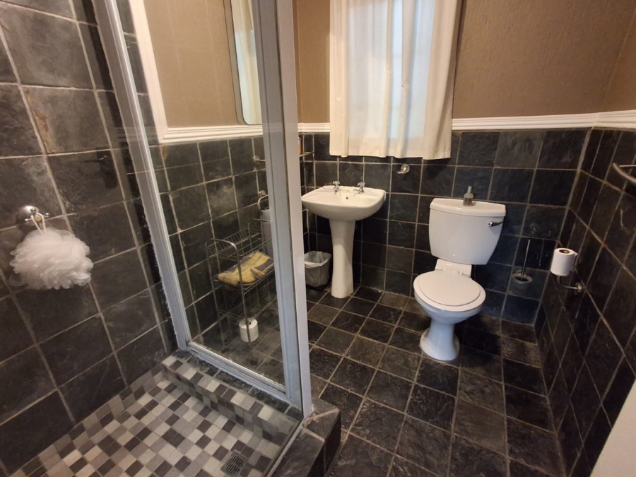 2 Bedroom Property for Sale in Nelspruit Ext 20 Mpumalanga