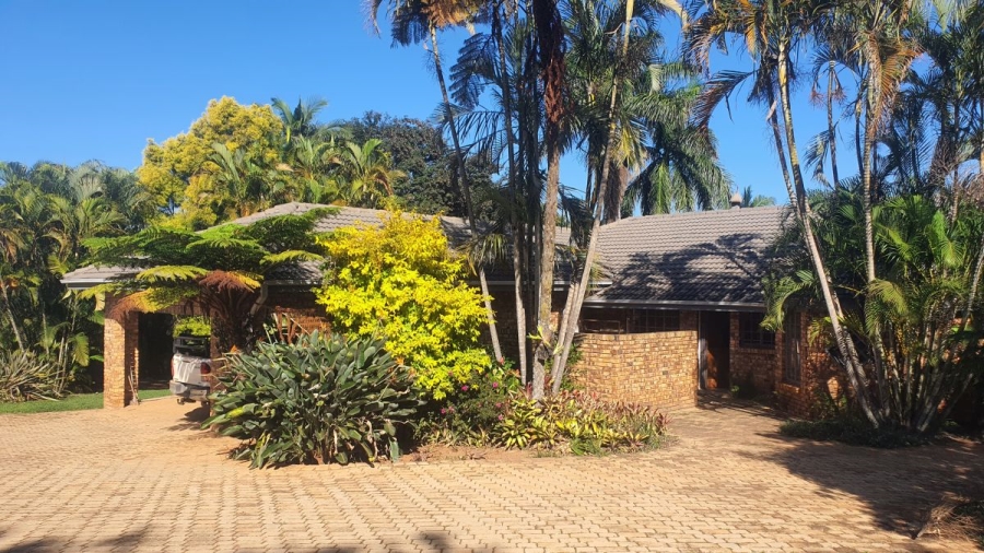 To Let 5 Bedroom Property for Rent in White River Mpumalanga