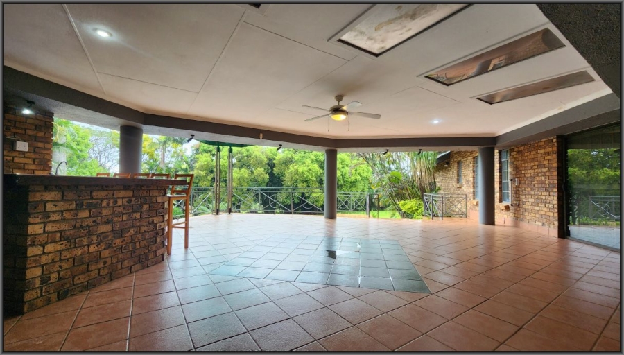 To Let 5 Bedroom Property for Rent in White River Mpumalanga