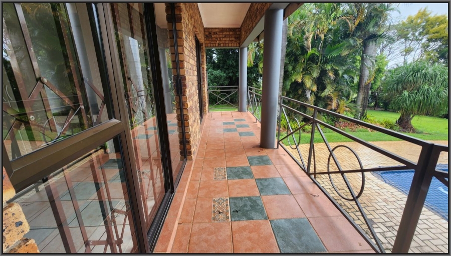 To Let 5 Bedroom Property for Rent in White River Mpumalanga
