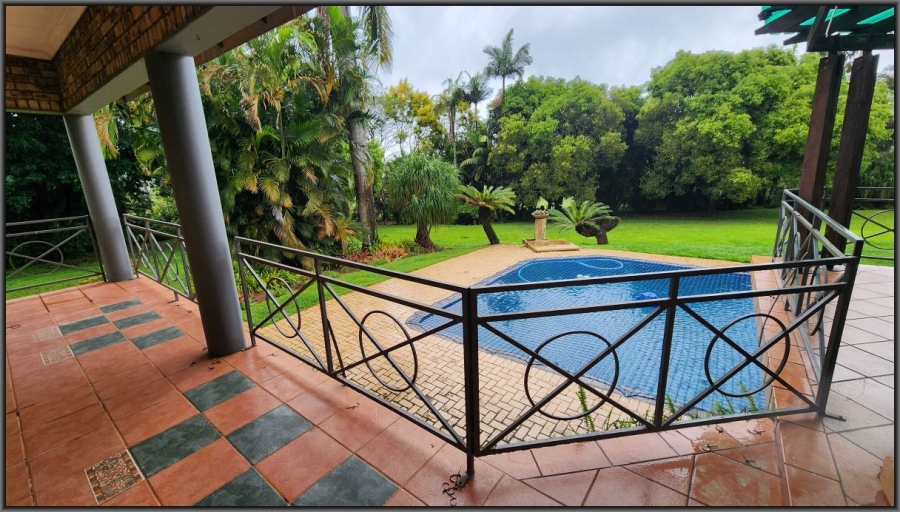 To Let 5 Bedroom Property for Rent in White River Mpumalanga