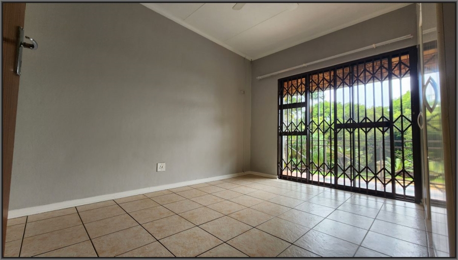 To Let 5 Bedroom Property for Rent in White River Mpumalanga