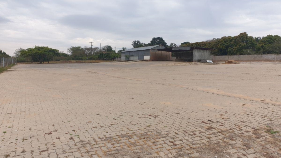 To Let commercial Property for Rent in White River Mpumalanga