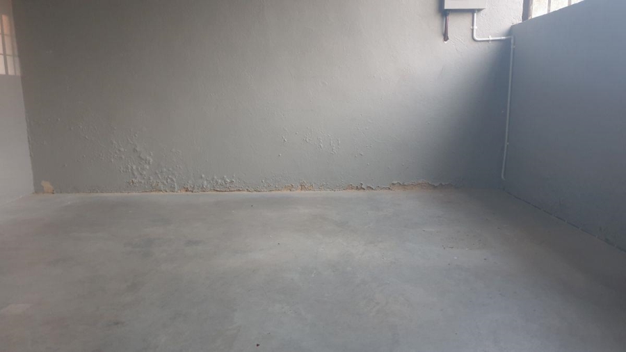 To Let commercial Property for Rent in White River Mpumalanga