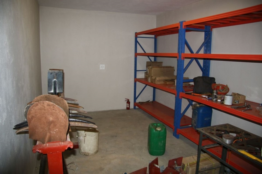To Let Commercial Property for Rent in White River Mpumalanga