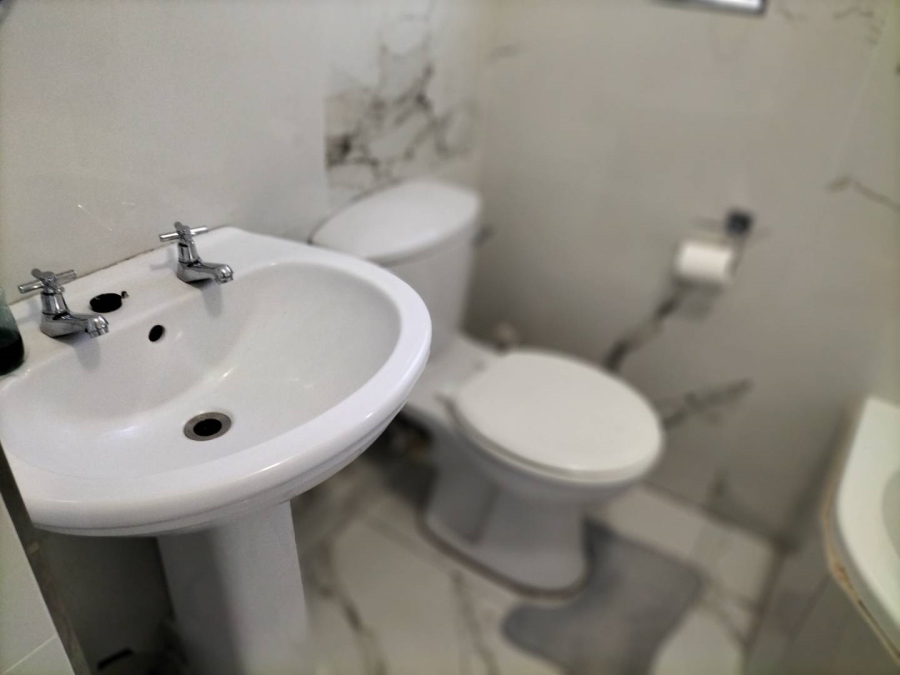 To Let 3 Bedroom Property for Rent in Nelspruit Mpumalanga