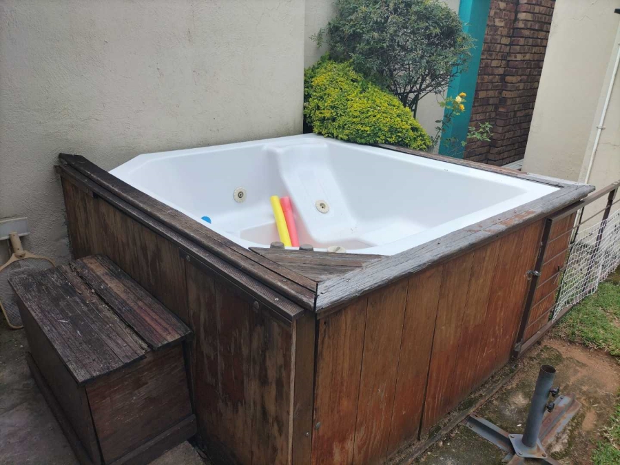 3 Bedroom Property for Sale in West Acres Mpumalanga