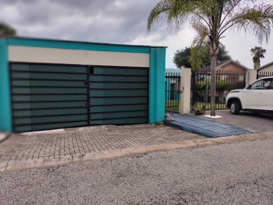 3 Bedroom Property for Sale in West Acres Mpumalanga