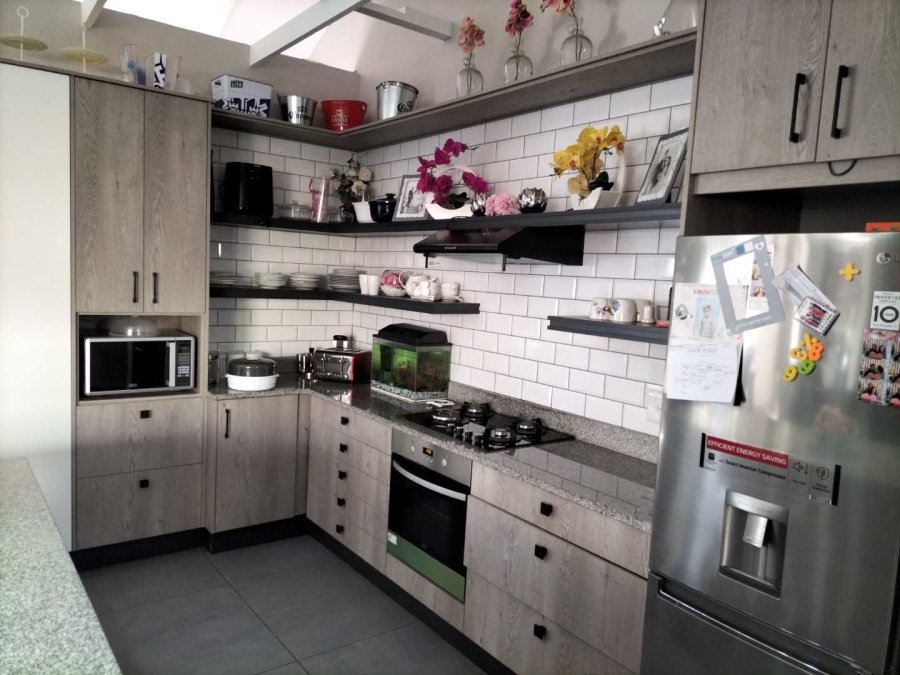 3 Bedroom Property for Sale in Stonehenge Mpumalanga