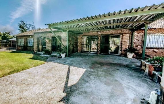 To Let 3 Bedroom Property for Rent in Reyno Ridge Mpumalanga