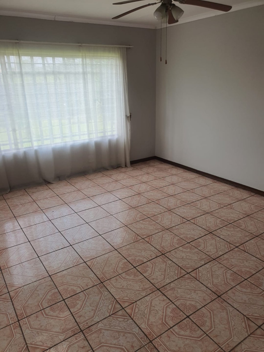 To Let 2 Bedroom Property for Rent in Reyno Ridge Mpumalanga