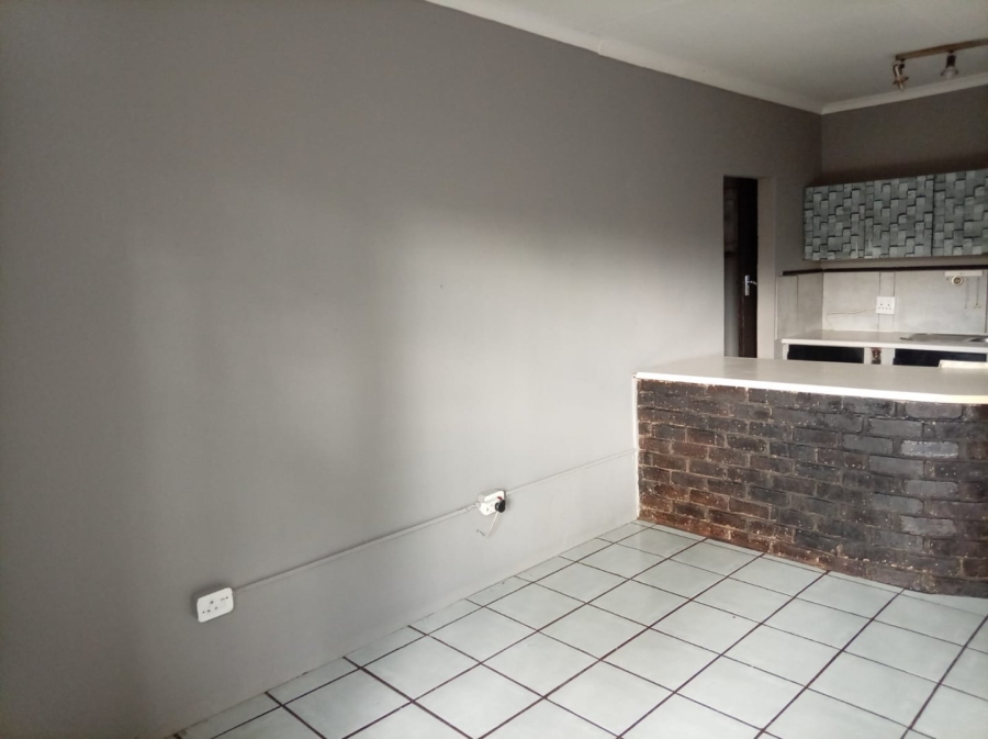 To Let 2 Bedroom Property for Rent in Reyno Ridge Mpumalanga