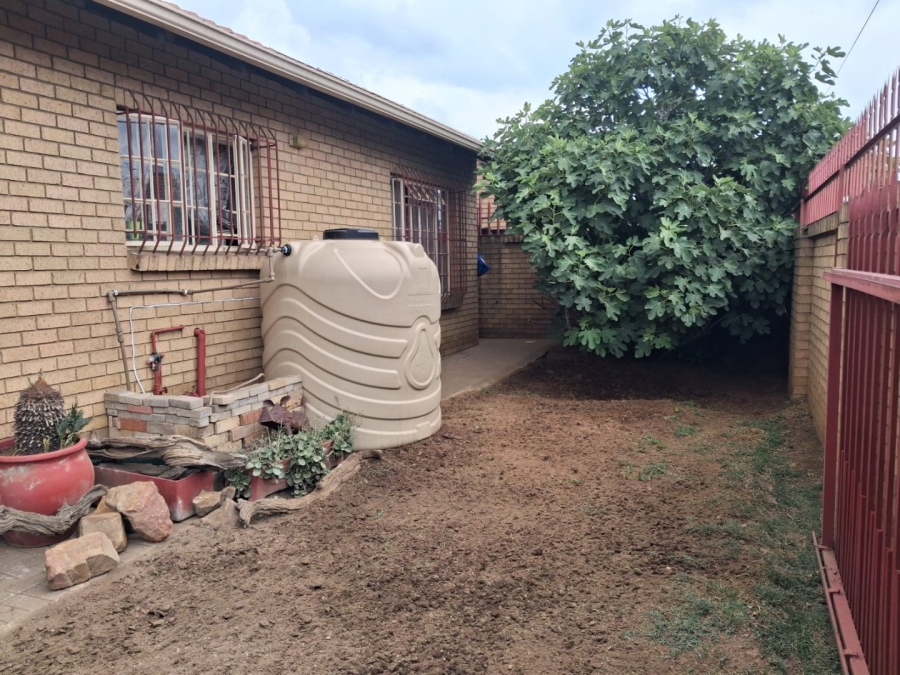 2 Bedroom Property for Sale in Reyno Ridge Mpumalanga