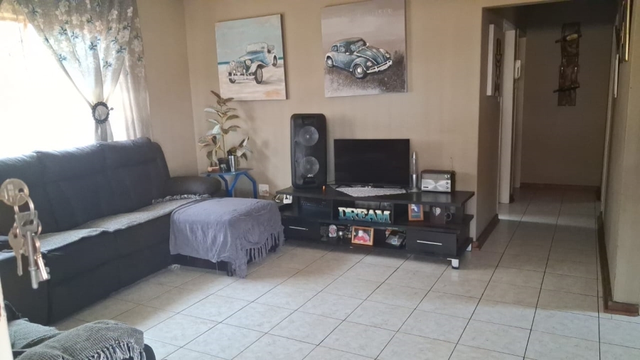 2 Bedroom Property for Sale in Reyno Ridge Mpumalanga