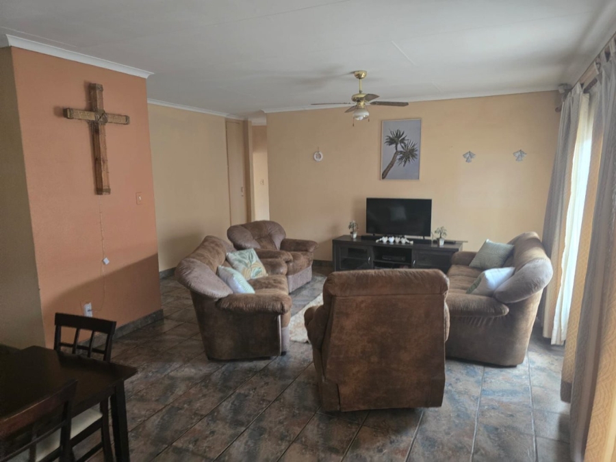 To Let 3 Bedroom Property for Rent in Del Judor Mpumalanga