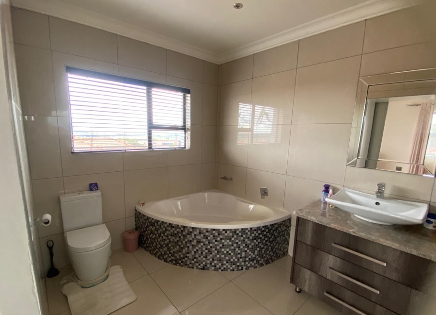 3 Bedroom Property for Sale in Model Park Mpumalanga