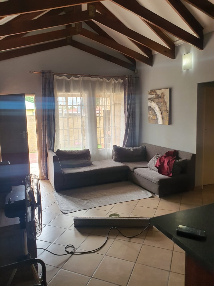 2 Bedroom Property for Sale in Witbank Ext 8 Mpumalanga