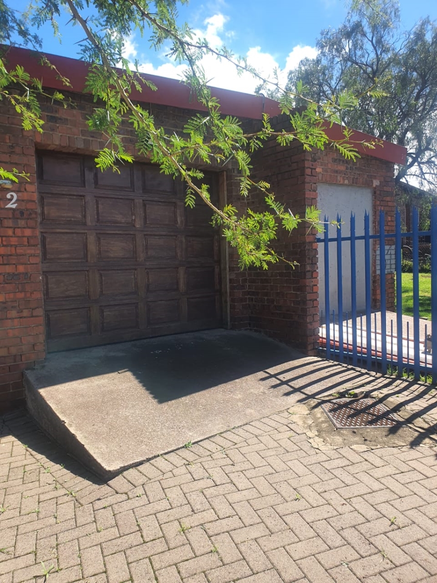 To Let 2 Bedroom Property for Rent in Reyno Ridge Mpumalanga