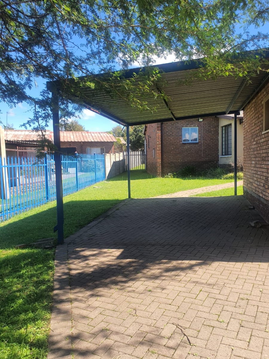 To Let 2 Bedroom Property for Rent in Reyno Ridge Mpumalanga