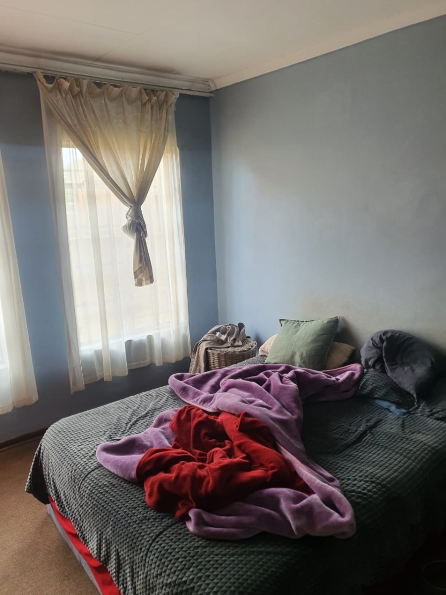 To Let 2 Bedroom Property for Rent in Witbank Ext 8 Mpumalanga