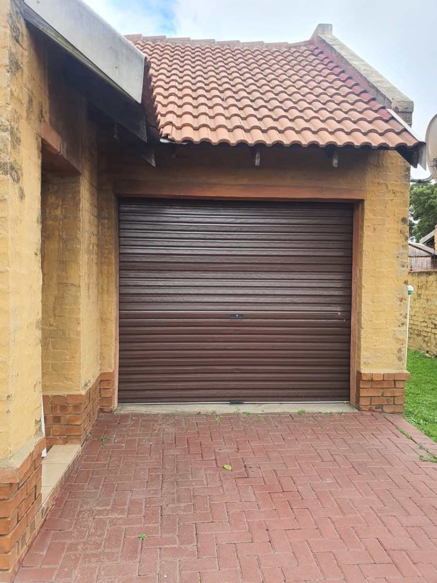 To Let 2 Bedroom Property for Rent in Witbank Ext 8 Mpumalanga
