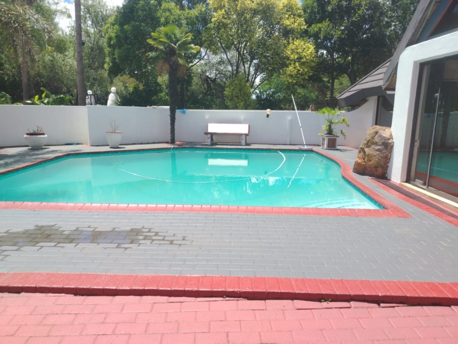 7 Bedroom Property for Sale in Reyno Ridge Mpumalanga