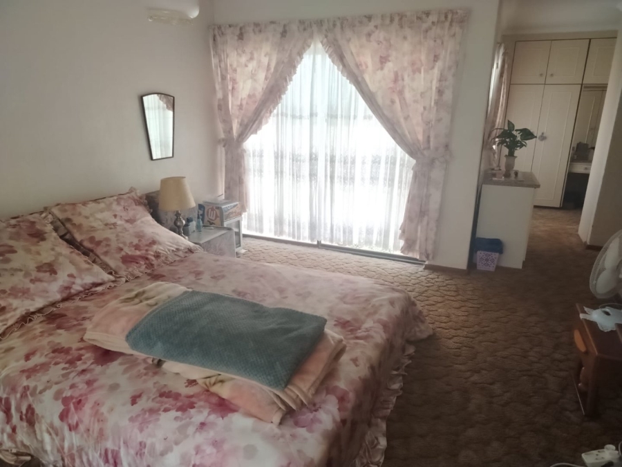 7 Bedroom Property for Sale in Reyno Ridge Mpumalanga