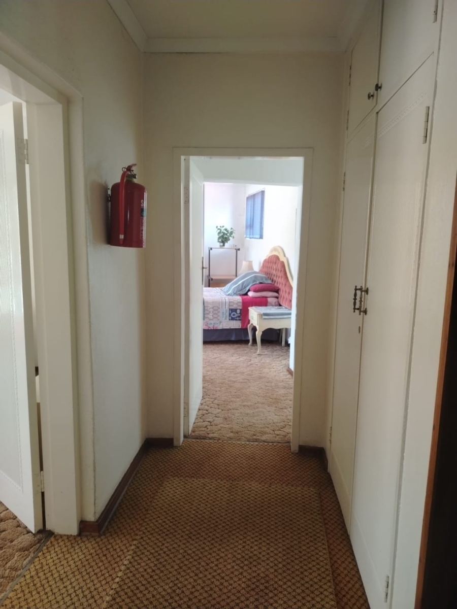 7 Bedroom Property for Sale in Reyno Ridge Mpumalanga