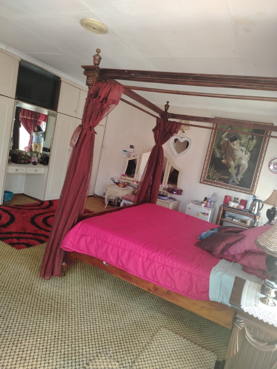 7 Bedroom Property for Sale in Reyno Ridge Mpumalanga