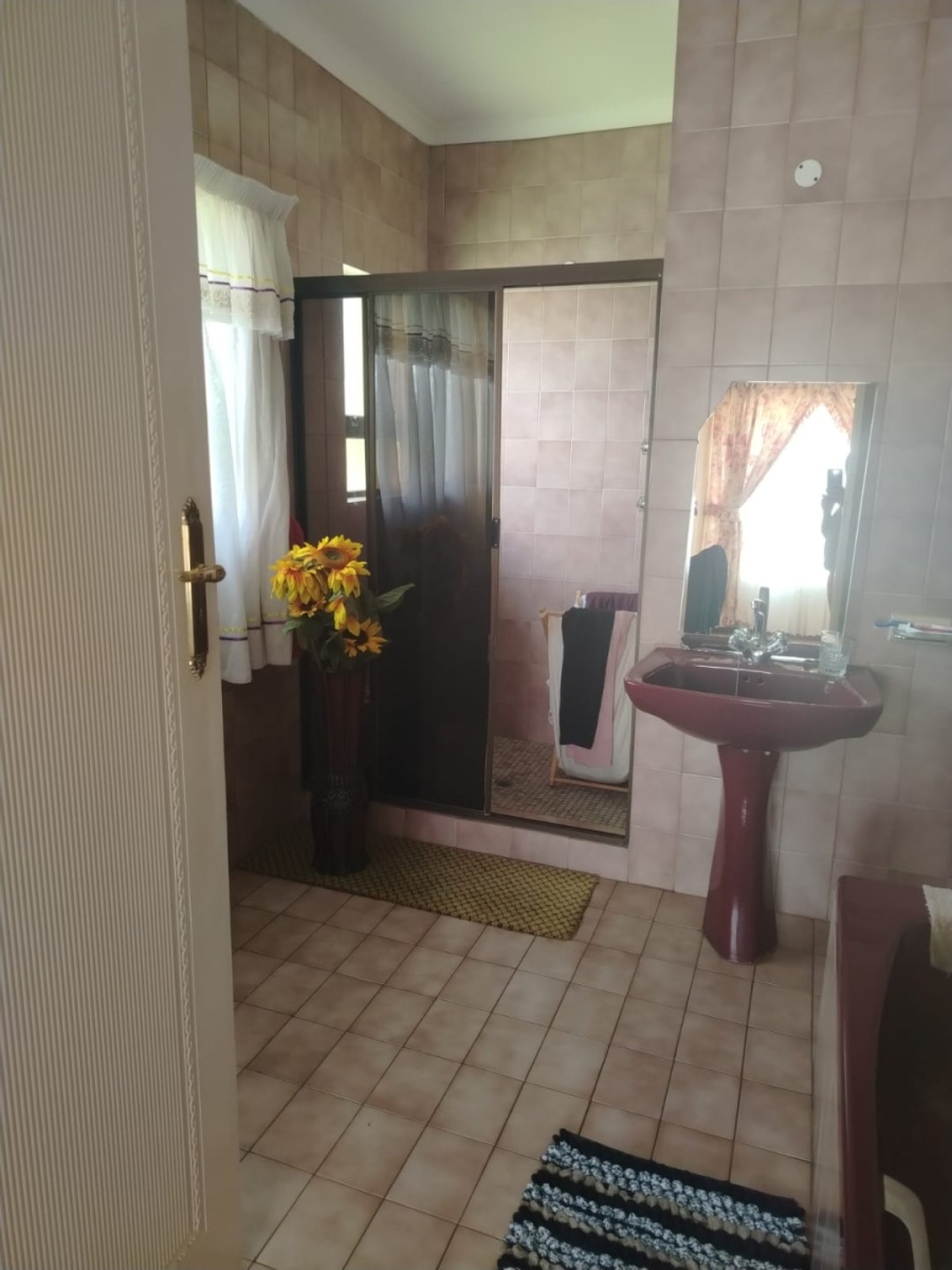 7 Bedroom Property for Sale in Reyno Ridge Mpumalanga